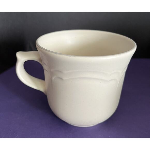 Pfaltzgraff Heirloom (3) Flat Coffee Cups Gray & White Flowers Scalloped - Picture 7 of 9